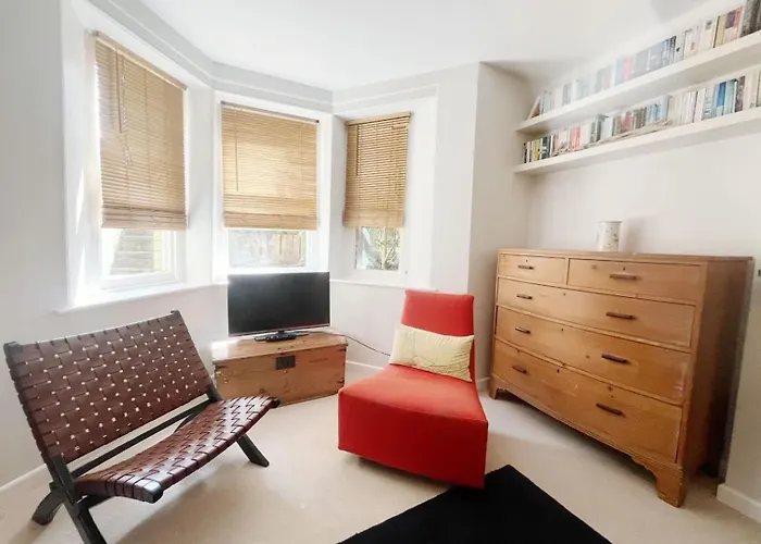 Unique & Homely Suite With Own Access